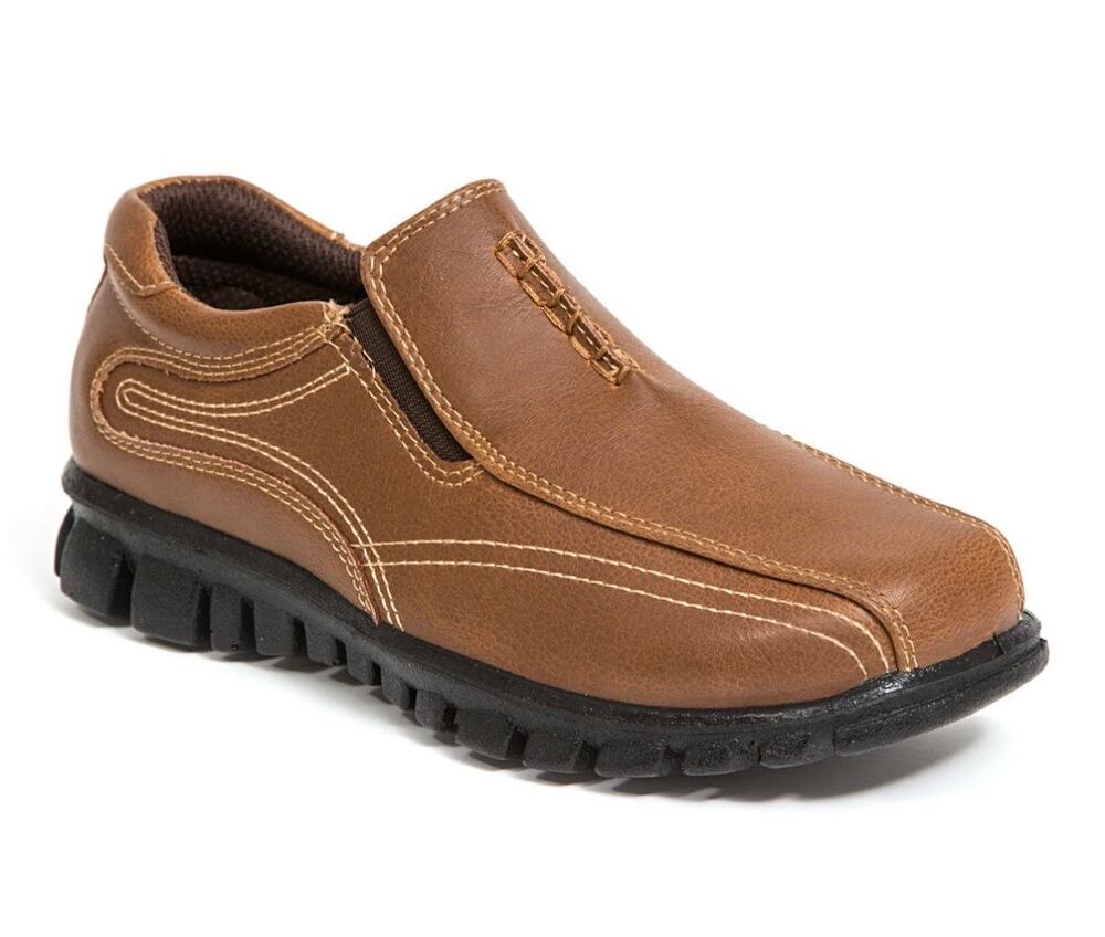 NIB Deer Stags Comfy Boys' Stadium Slip-On Dress Shoes